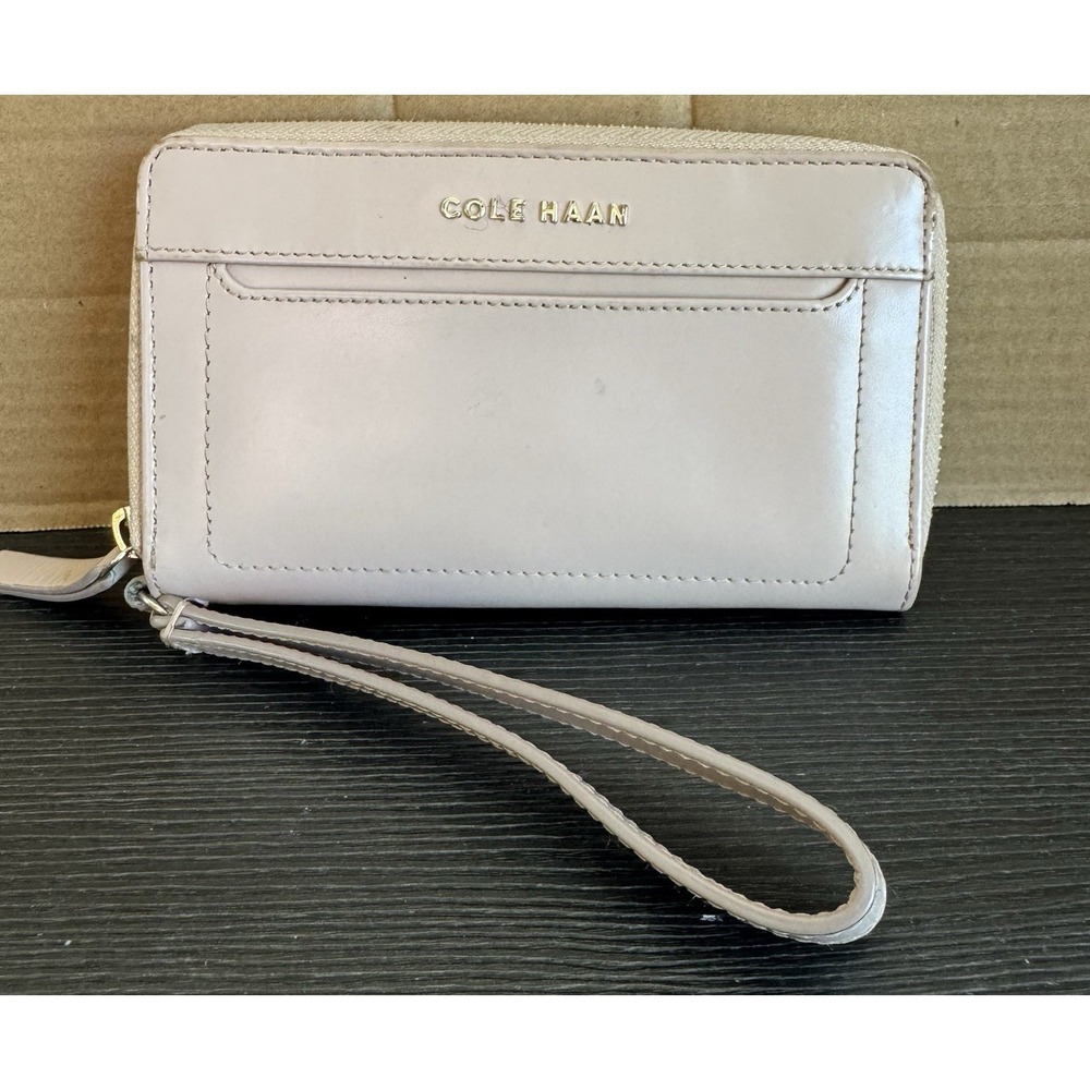 Cole Haan Tali Smartphone Wallet wristlet Pink CHD21489 6.5"x 4"x1"